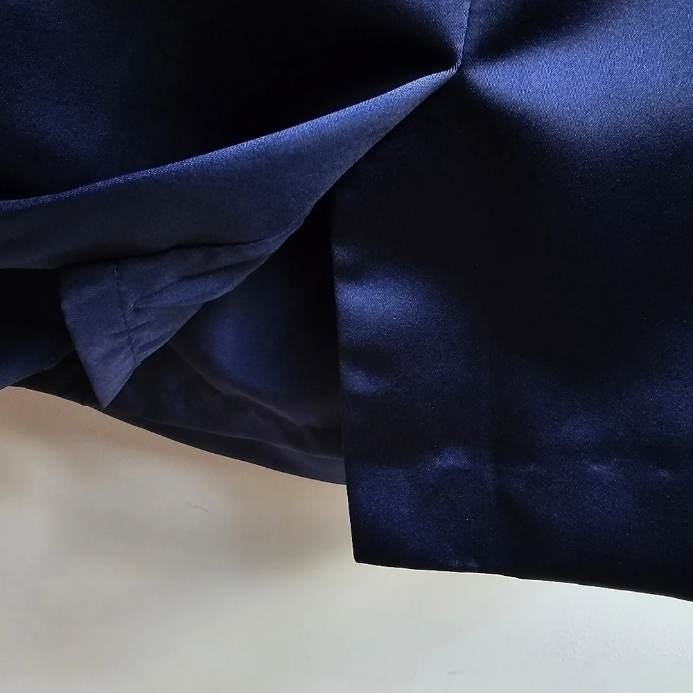 Strapless Satin Sweetheart Neckline Party Dress in Dark Blue, Size Medium